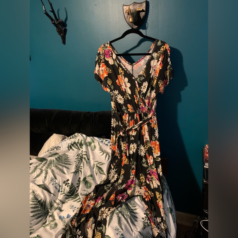 Floral maternity/nursing jumpsuit